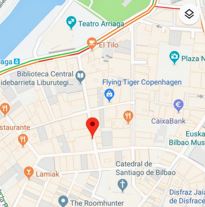 Plano del Casco Viejo de Bilbao con la ubicación de Jokabide en la calle Bidebarrieta 14, junto a la Biblioteca de Bidebarrieta y a un paso del Teatro Arriaga